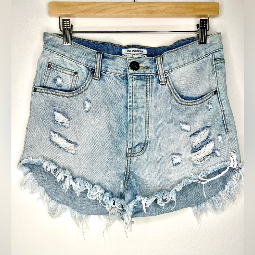 One X Oneteaspoon Outlaws Curved Raw Hem Button Fly Distressed Jean‎ Short Sz 26
